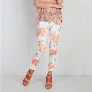 NWOT Modcloth “Trip Down Meadowy Lane” Pants